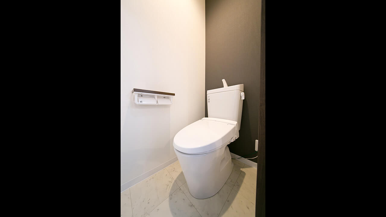 アパート内観、トイレの写真