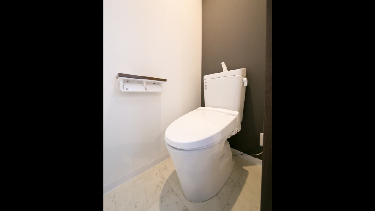 アパート内観、トイレの写真